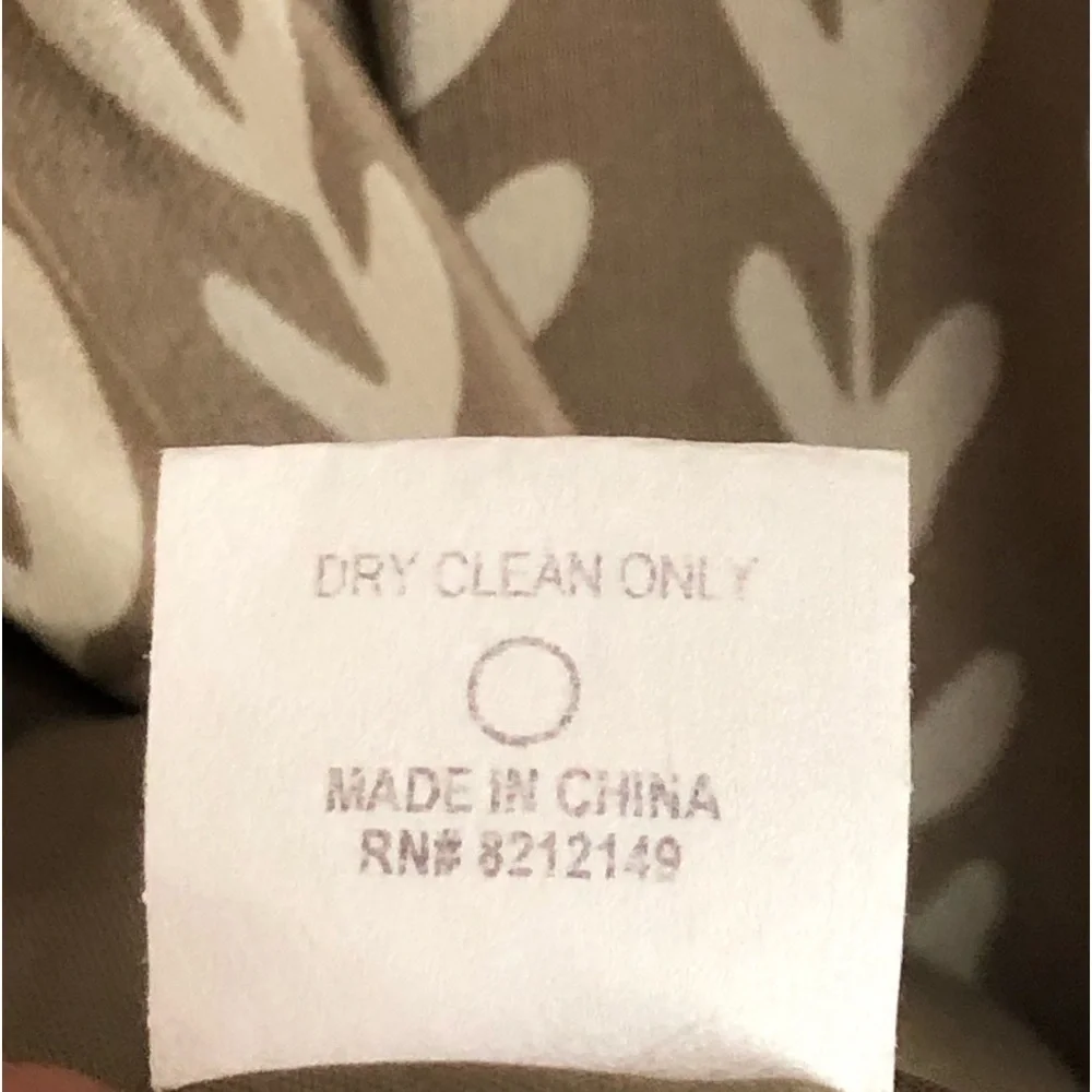 Sleeveless V-Neck Beige and Purple Patterned Women's Dress - Picture 10 of 12